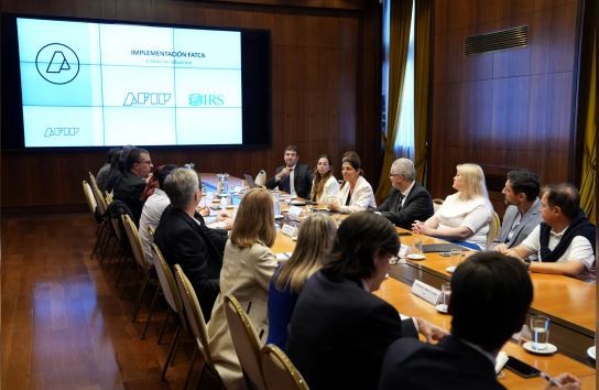 AFIP avanzó con entidades financieras para la implementación del acuerdo de intercambio de información con Estados Unidos | Economía