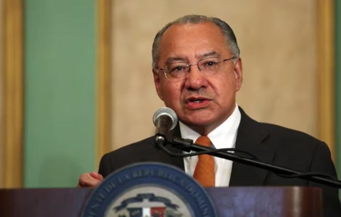 Un exdiplomático de Estados Unidos fue sentenciado a 15 años de prisión por espiar para Cuba | Internacionales