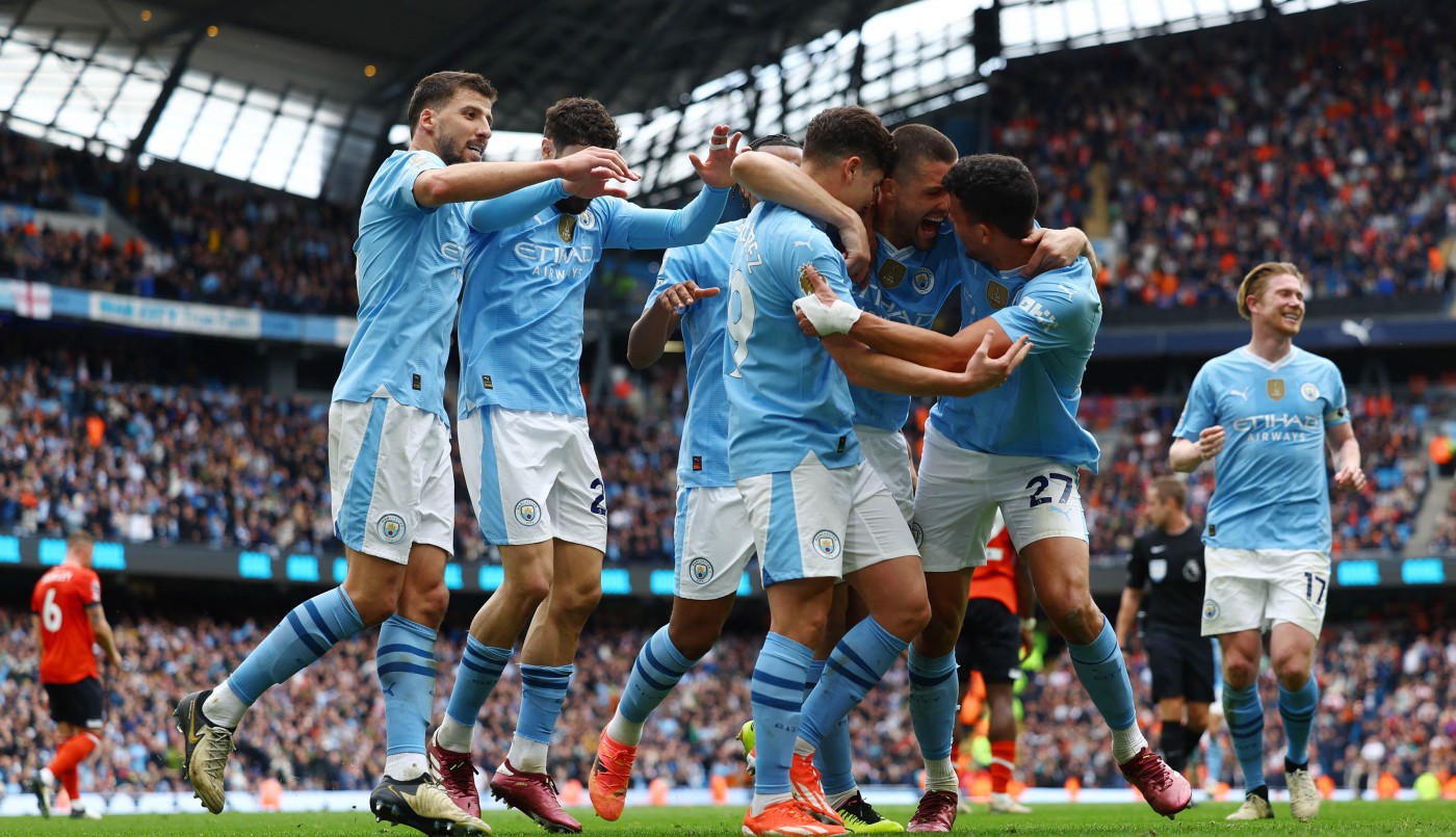 Con Julián Álvarez de titular, el City no le tuvo piedad al Luton y es líder de la Premier | Deportes