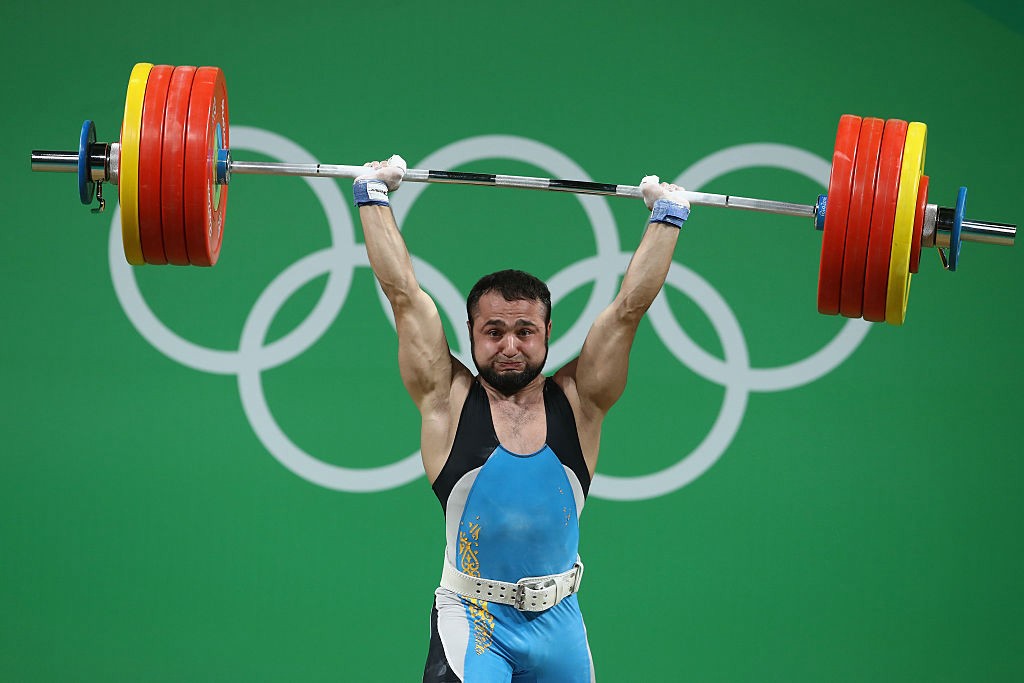 Video viral: el insólito baile del pesista para festejar la medalla de oro | Deportes