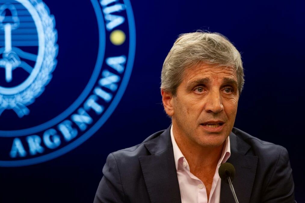 Caputo viaja a la reunión del FMI en busca de avanzar con un nuevo acuerdo | Política