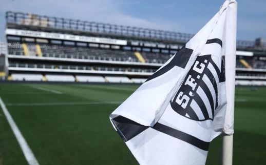 El entrenador del equipo femenino del Santos de Brasil renunció tras acusaciones de acoso | Deportes