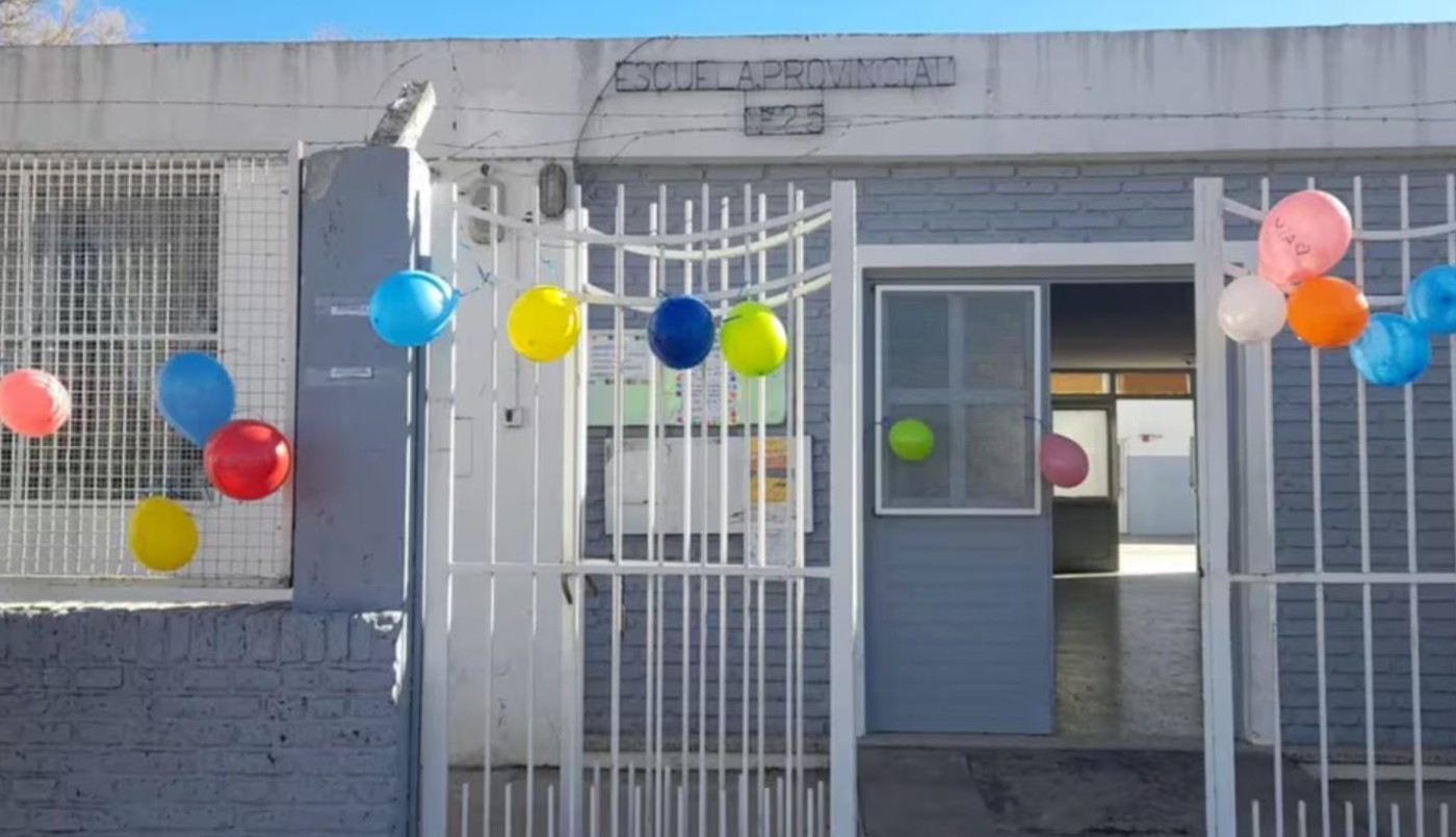 Un alumno de 12 años golpeó a una docente en Bahía Blanca: le fracturó la mandíbula y le desvió el tabique | Actualidad