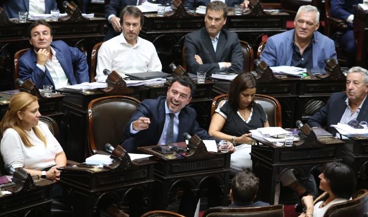 Ley Bases: el Gobierno continúa con las negociaciones para sesionar a fin de mes | Política