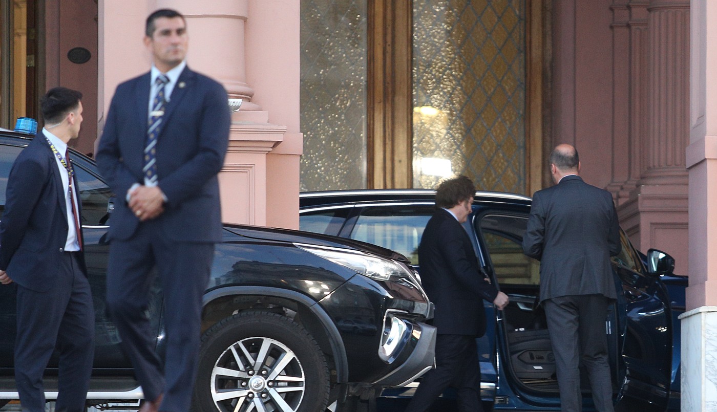 Milei se fue de la Rosada antes de la llegada de la marcha universitaria | Política