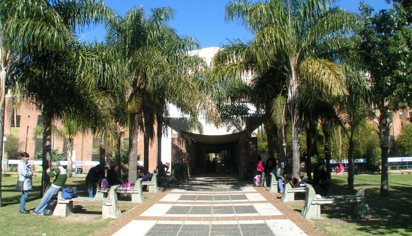 Trágico: Murió un bebé atropellado por su padre cuando sacaba el auto de su casa | Actualidad