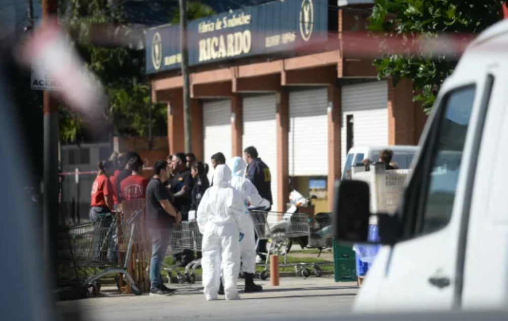 Qué determinó la autopsia al delincuente de 16 años que fue asesinado por el dueño de un local en La Plata | Actualidad