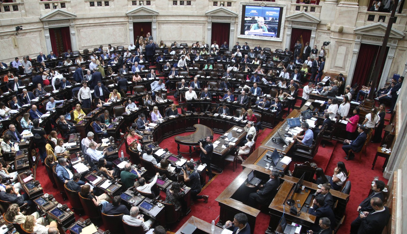 Comenzó el debate de la Ley Bases en la Cámara de Diputados: sesión maratónica, sin cuartos intermedios | Política