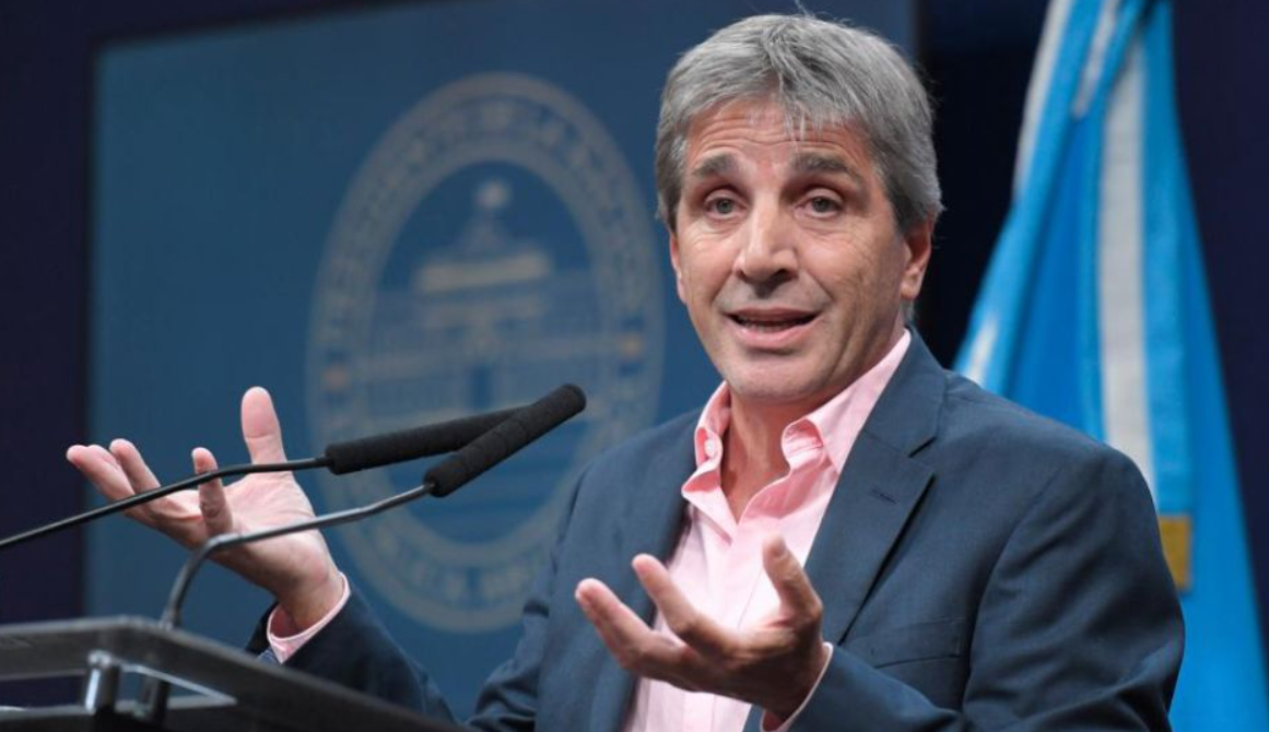 La recaudación recibe el impacto de la recesión y obliga a un mayor ajuste | Economía