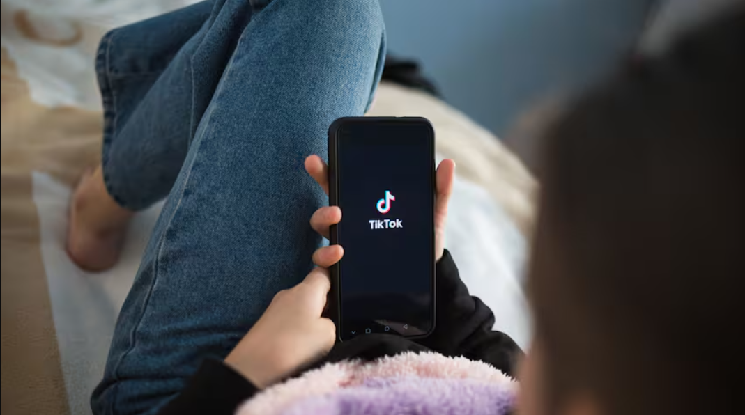 TikTok etiquetará contenido generado por Inteligencia Artificial | Actualidad