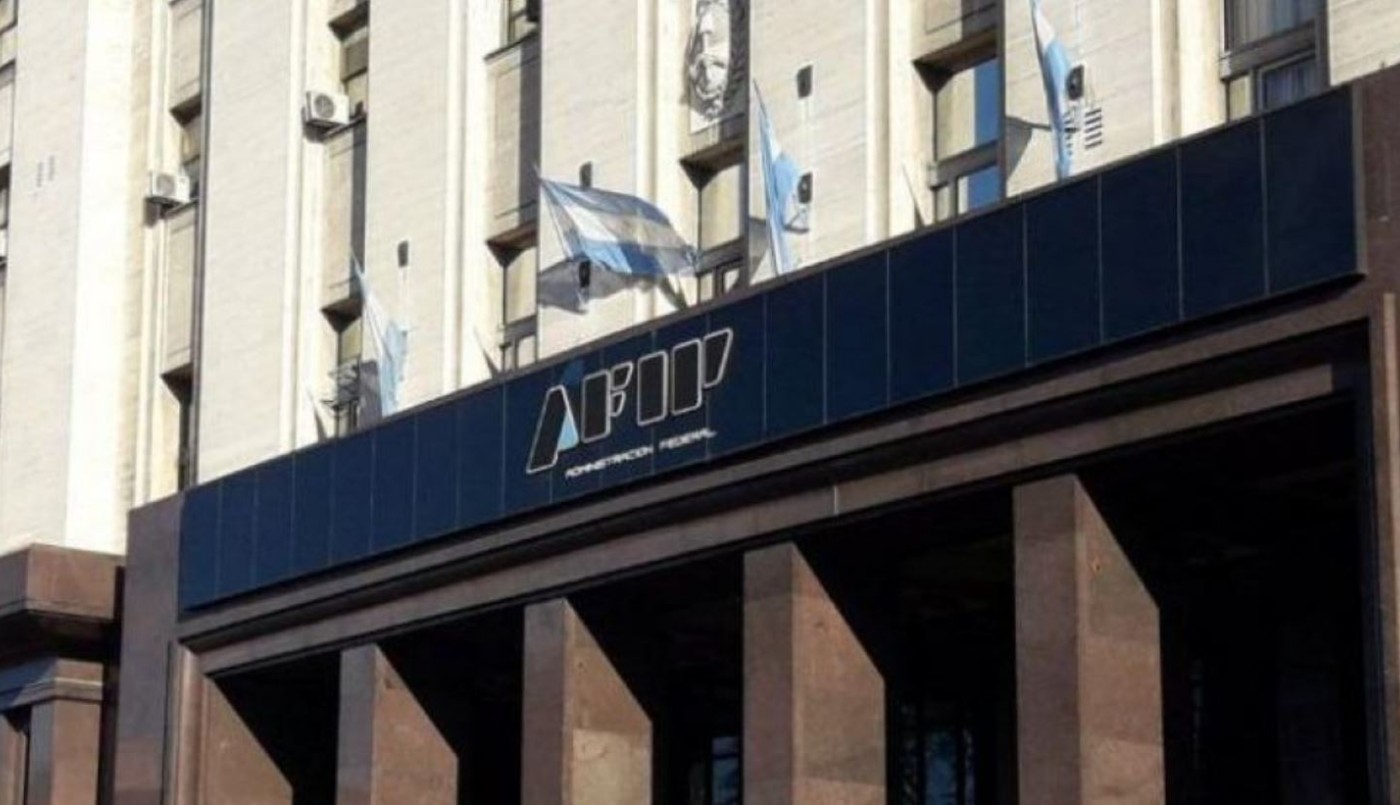 En medio de una situación crítica de las cuentas fiscales, la titular de AFIP achicó su sueldo millonario | Política
