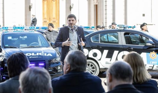 Pullaro: "A quienes vienen a hablar de DD.HH. y de que los presos son pobrecitos, les decimos: 'llévenselos a sus casas'" | Política