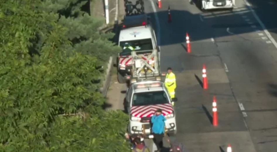 Robaron, se tirotearon con la policía y uno murió tras tirarse de un puente en la General Paz | Actualidad