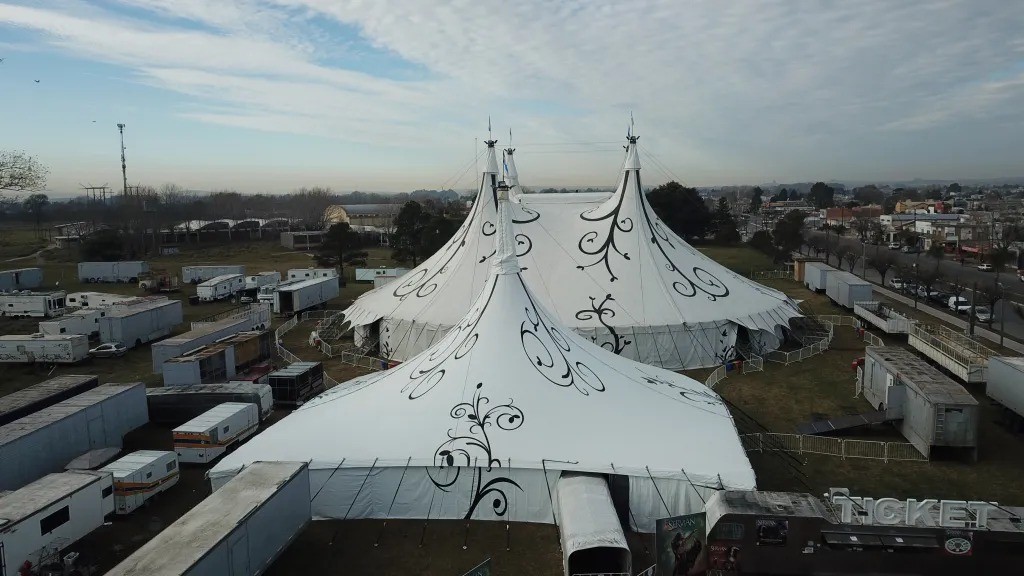 Rosario: asaltaron a los artistas de un circo durante una función | Actualidad
