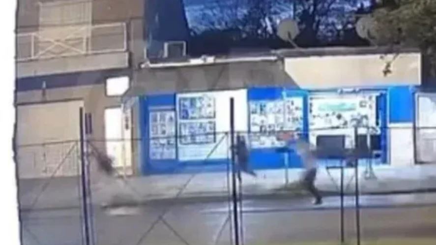 Laferrere: un militar le arrebató el arma a un "motochorro" y lo mató a tiros | Actualidad