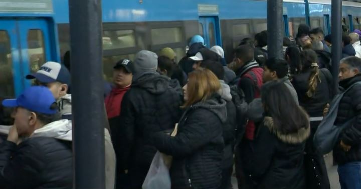 Los trenes circulan a 30 km/h: demoras y cancelaciones | Actualidad