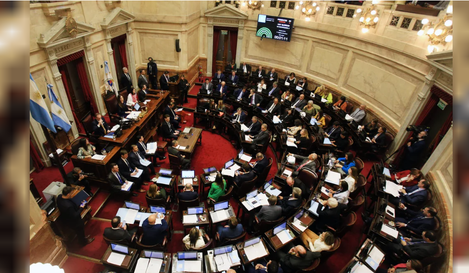 Senado: los jefes de los bloques pidieron retrotraer el aumento en las dietas | Política