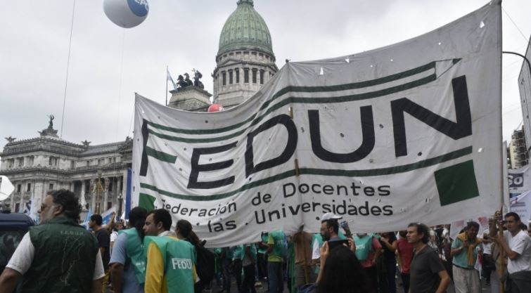 La Federación de Docentes de las Universidades anunció un nuevo paro de 48 horas en reclamo por la caída del salario | Política