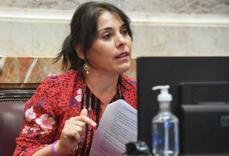Milei nombra embajadora ante la Unesco a una senadora de la oposición: el expediente se conoció un día antes de la sesión por la Ley Bases | Política
