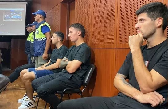 Fueron liberados los tres jugadores de Vélez detenidos en Tucumán | Actualidad