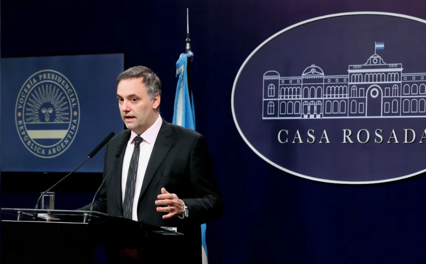 Adorni confirmó que quedará a cargo de las empresas públicas de comunicación | Política