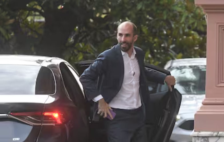 Ganancias y privatizaciones: nuevas negociaciones entre el oficialismo y bloques dialoguistas | Política