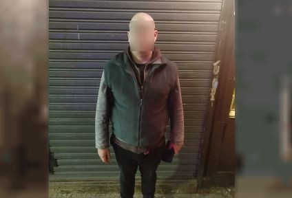 Un delivery se enojó porque el pedido tardaba, destrozó el local y fue detenido | Actualidad