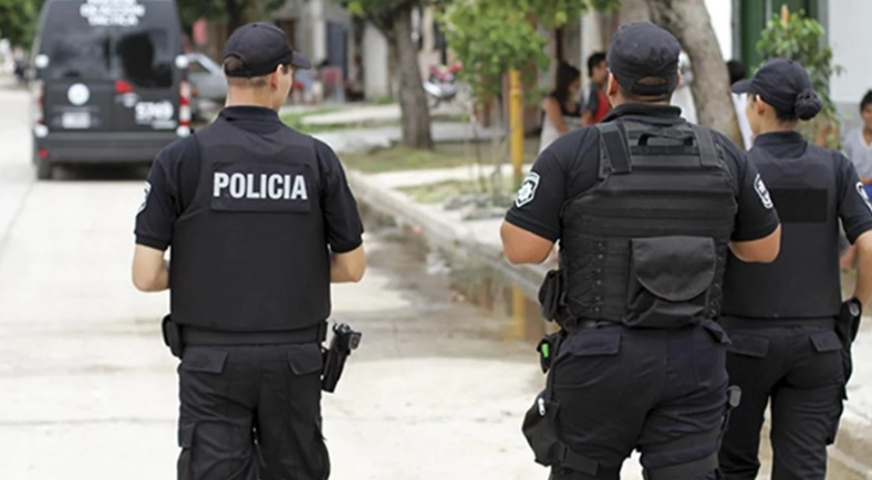 Detuvieron a una policía que está en pareja con un preso integrante de Los Monos | Actualidad