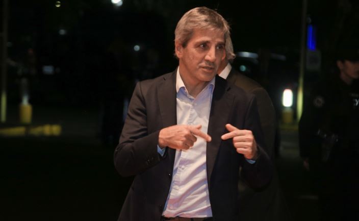 Ante un mercado que suma interrogantes, Caputo intentó llevar tranquilidad en la reunión de Gabinete | Política