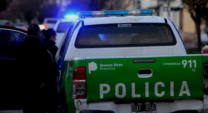 Mataron de una puñalada a un hombre de 64 años en su casa de Lanús y por el crimen detuvieron a su esposa | Actualidad