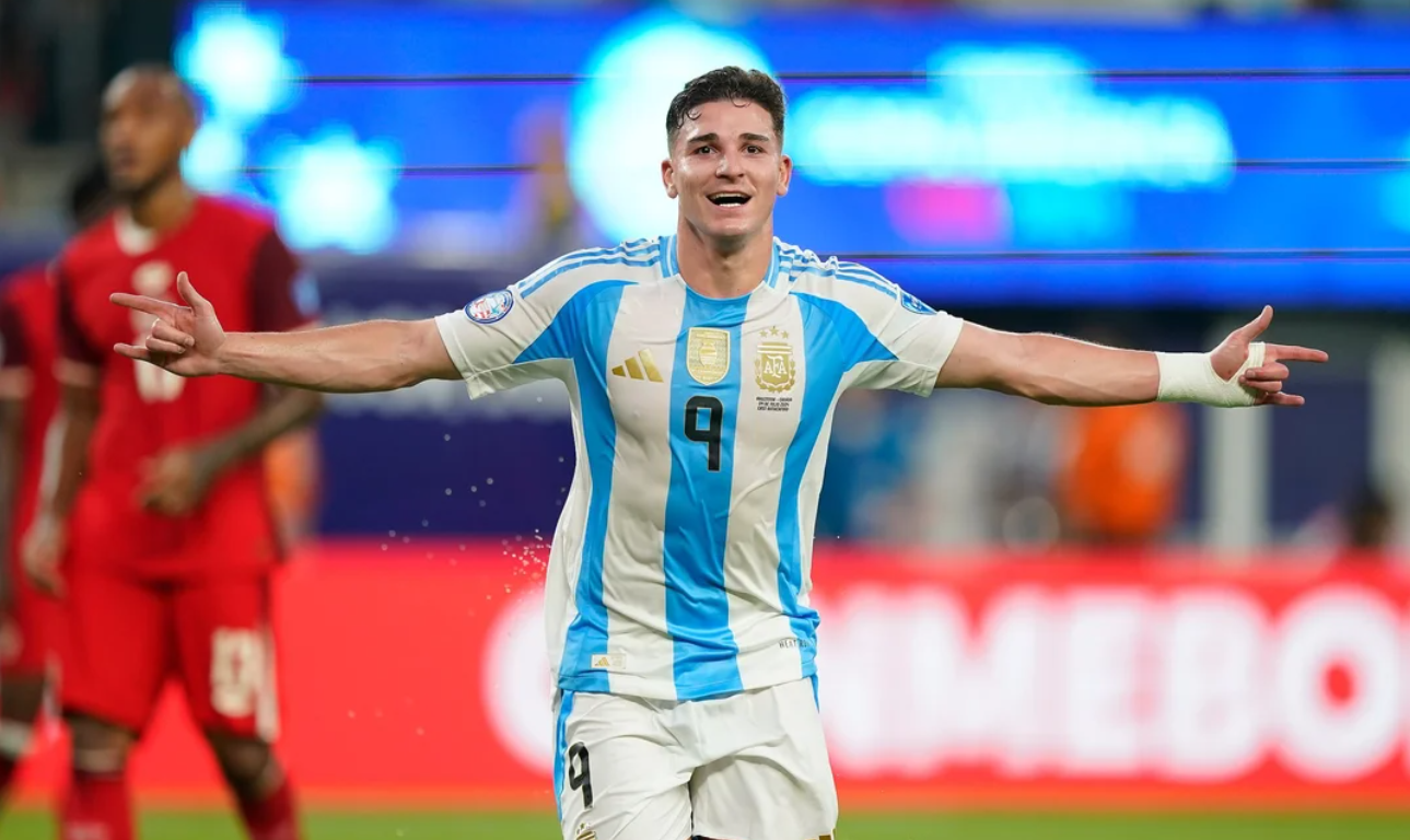 En busca de más minutos de juego, Julián Álvarez negocia con el Atlético de Madrid del “Cholo” Simeone | Deportes