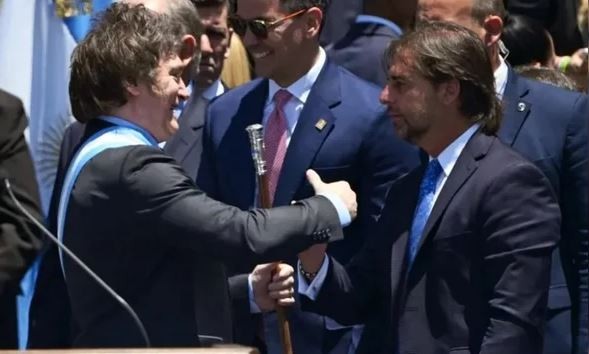 Milei recibe a Lacalle Pou en una conferencia sobre antiterrorismo | Política