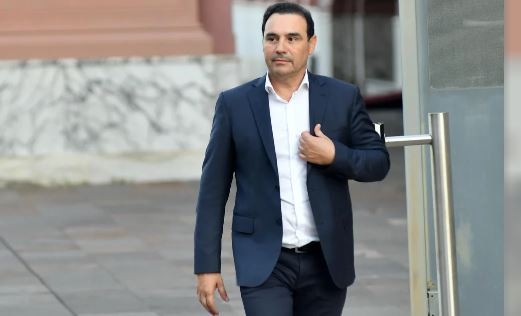 Valdés: "No tenemos nada que ver, como pretenden instalar algunos caranchos de la política" | Política