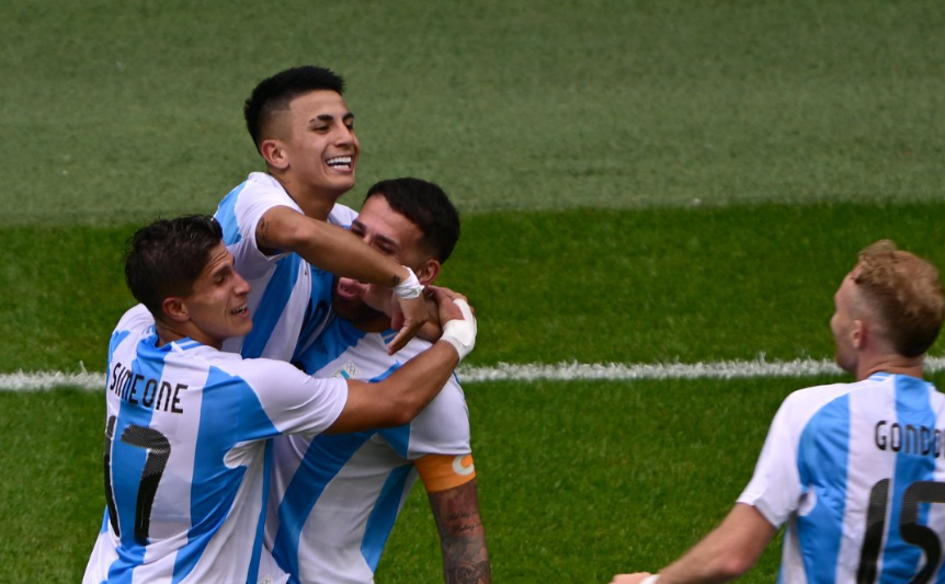 Fútbol: Argentina se metió en cuartos de final de los Juegos Olímpicos y podría enfrentar a Francia | Deportes