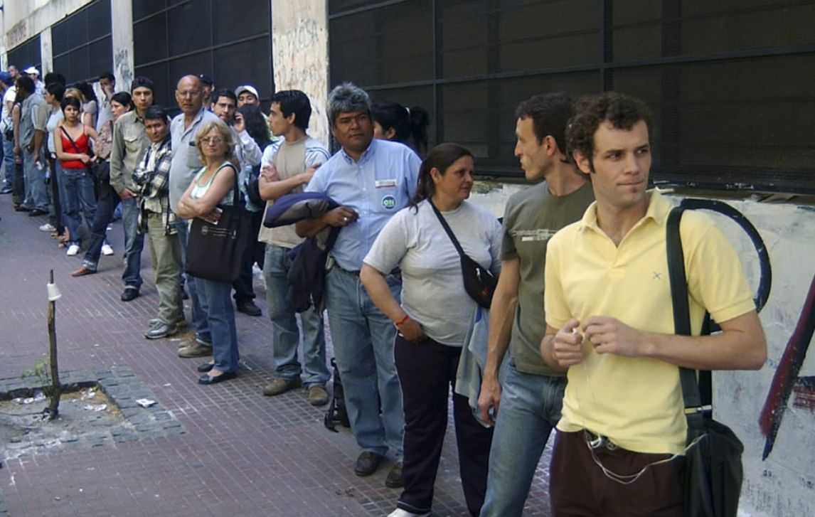 Se duplicó la cantidad de personas que cobran seguro de desempleo | Economía