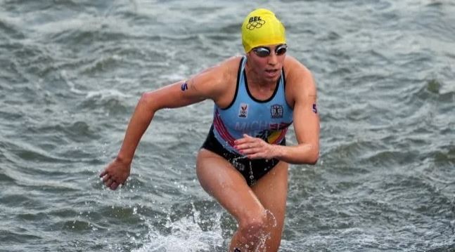 Una atleta fue hospitalizada tras nadar en el río Sena y Bélgica se retiró del triatlón de los Juegos Olímpicos | Deportes