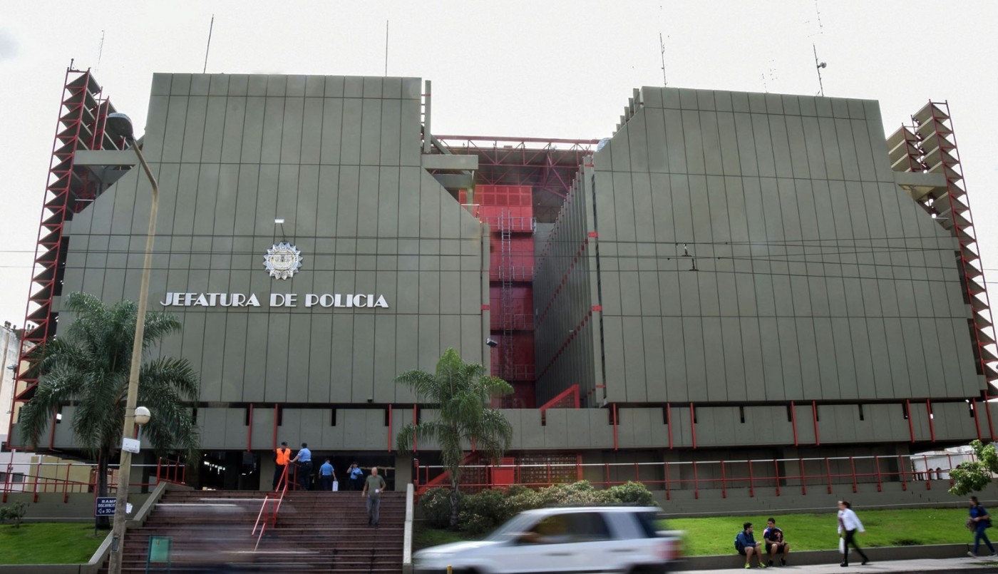 Córdoba: una joven de 21 años saltó de un auto por un presunto intento de secuestro | Actualidad