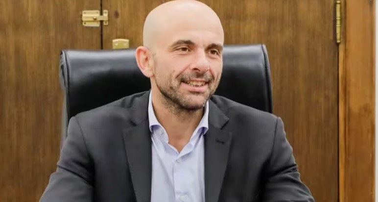 El Gobierno anunció que a partir de septiembre dejará de subsidiar los colectivos de CABA | Política