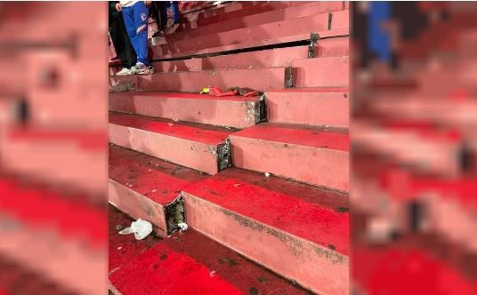 Se desplazó una parte de la tribuna de la cancha de Independiente en el partido entre Vélez y San Lorenzo | Deportes
