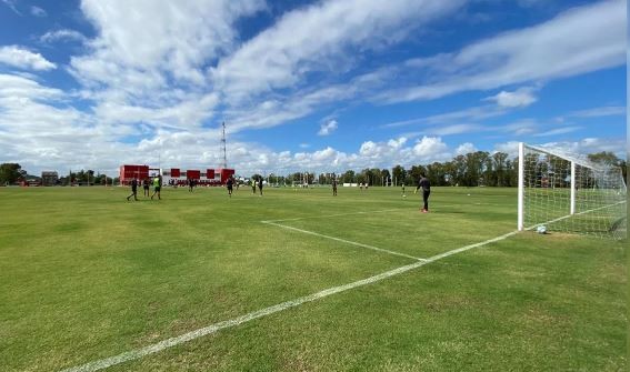 Barrabravas de Independiente amenazaron a los jugadores: “La próxima no hablamos” | Deportes