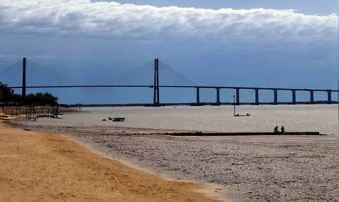 Un pescador encontró restos humanos en Rosario: investigan a quién pertenecen | Actualidad