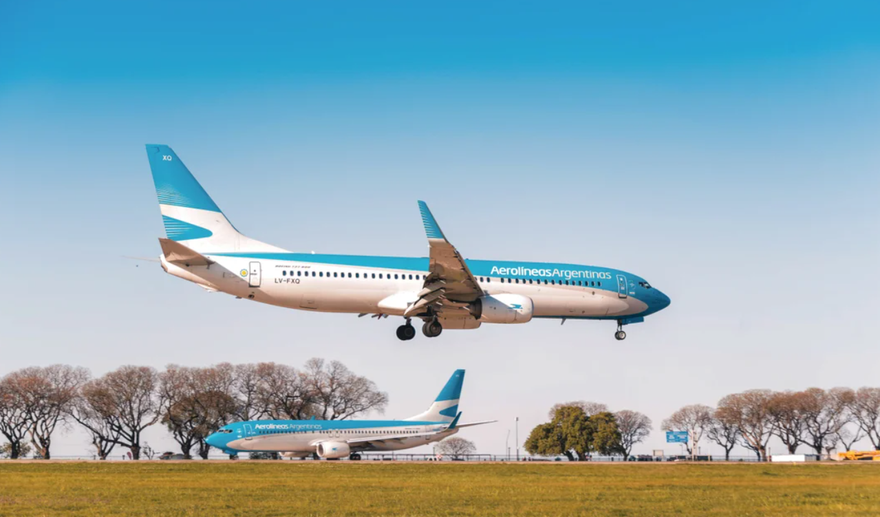 Aerolíneas Argentinas: regresan los vuelos nocturnos con tarifas promocionales | Actualidad