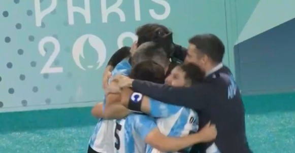 Los Murciélagos vencieron a Brasil e irán por la medalla dorada ante Francia en París 2024 | Deportes