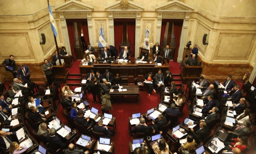 El Senado implementa la huella digital para controlar el presentismo de los empleados | Política