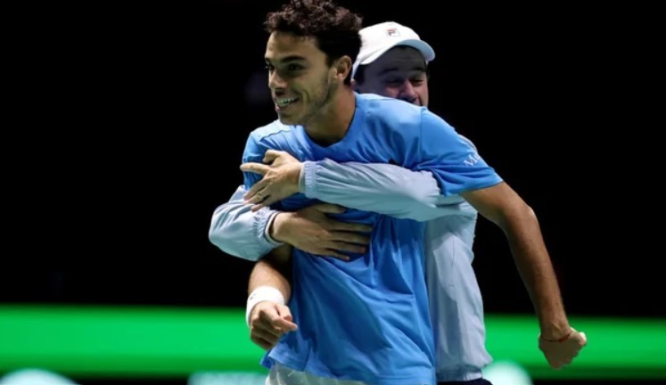 Argentina le ganó la serie a Finlandia y clasificó a los cuartos de final de la Copa Davis | Deportes