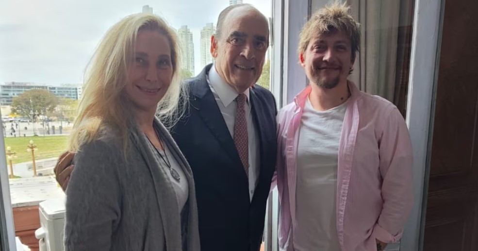 "Todos peleados": la foto de Karina Milei, Guillermo Francos y Santiago Caputo para negar conflictos internos | Política