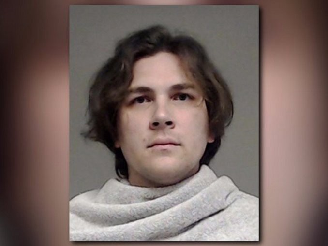 Un padre olvidó a su bebé en el auto bajo el sol y después lo metió en la heladera | Curiosidades