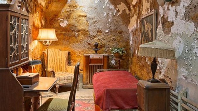 El error histórico en la reconstrucción de la celda de Al Capone que se hizo viral | Curiosidades
