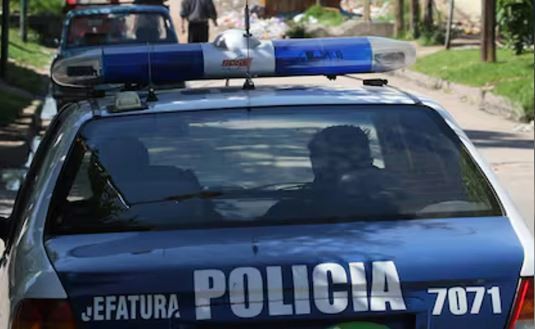 Detuvieron a un hombre por golpear y tirar por la ventana a su hija en Salta | Actualidad