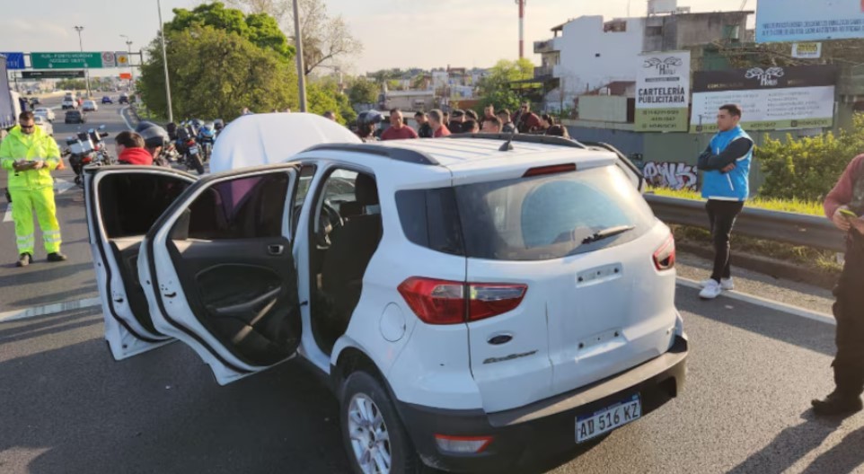Persecución y demoras en la autopista 25 de Mayo: tres detenidos | Actualidad